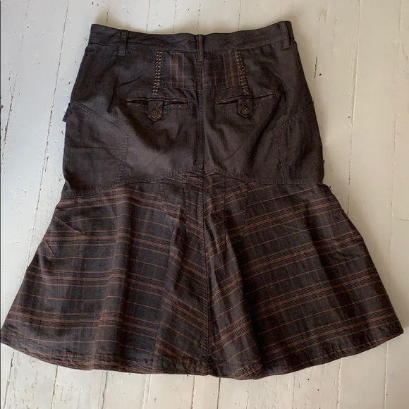 NOT THE SAME Flare Skirt - Picture 2 of 4